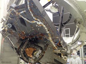 Optical and scientific instrumentation for space or ground optics mersen